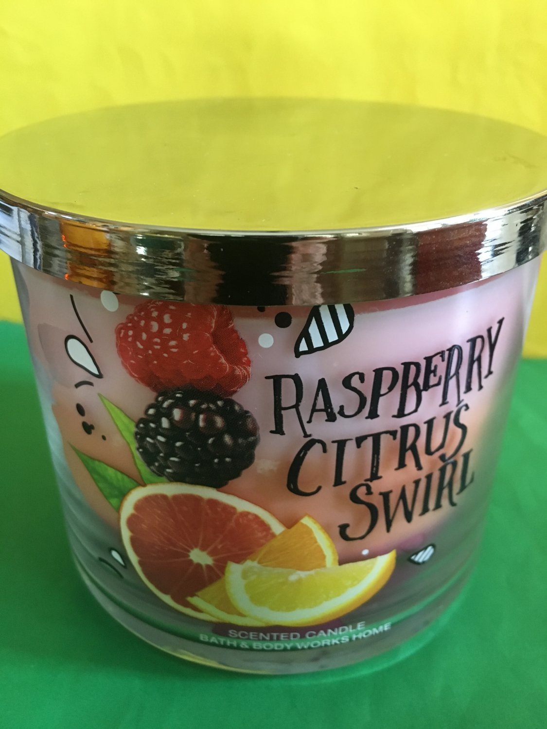 Bath and Body Works Raspberry Citrus Swirl Triple Layer 3 Wick Candle Large