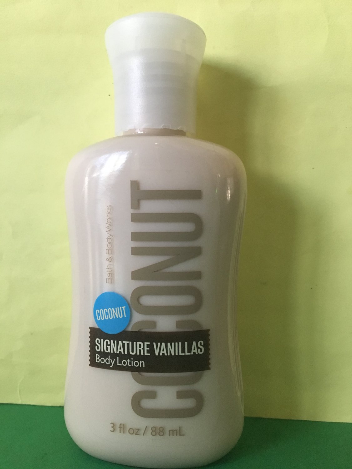 Bath and Body Works Coconut Vanilla Body Lotion 3 oz