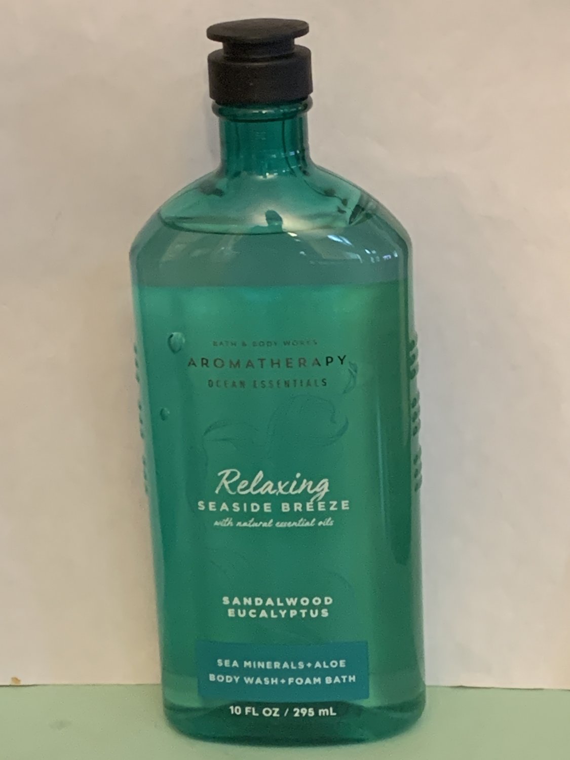 Bath and Body Works Aromatherapy relaxing Seaside breeze factory sandalwood EucaLyptus