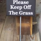 Keep Off The Grass Wood Vinyl Sign with Metal Stake Yard Garden Outdoor Home Decor
