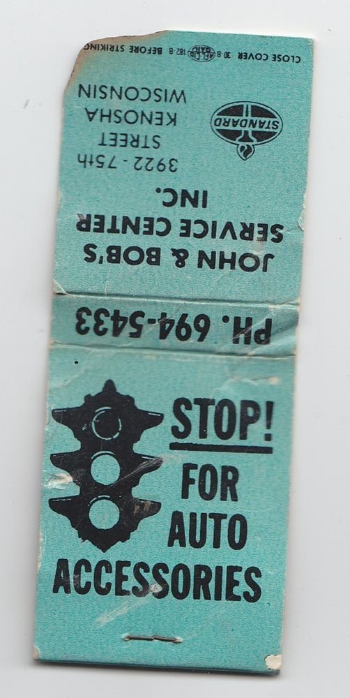 Vintage Standard Gas Gasoline Stop Light Graphic Kenosha Auto Service Matchbook