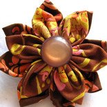FABRIC FLOWER BROOCH IN FALLING LEAVES