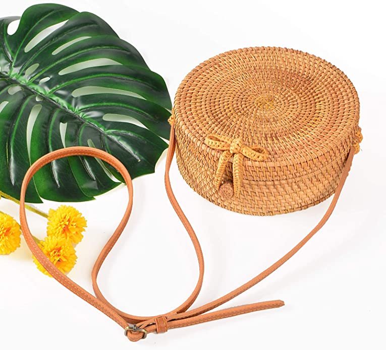 Rattan single-shoulder small round bag Hand-woven ladies fashion bag Round