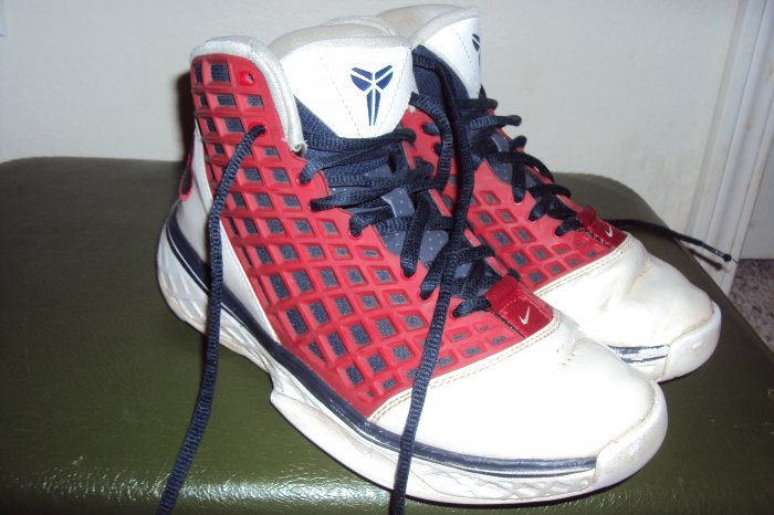 Boys Nike basketball hightops, red, white, and navy, size 4Y