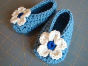 Simply Easy Baby Booties - Size 4 (9-12 Months)