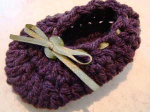 Simply Easy Baby Booties - Size 0 to 3 Months