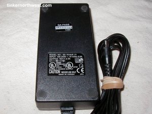 SB-152A4F-11 AC Power Adapter 15VDC  2.4A Supply