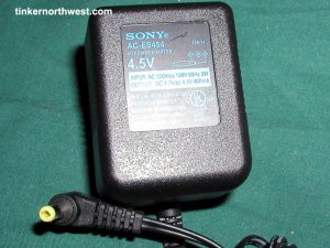 Sony AC-E454C AC Power Adapter 4.5VDC, 400mA cent positive