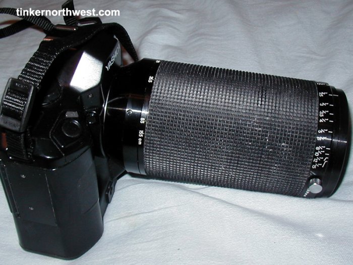 YASHICA DENTALEYE II 35MM CAMERA WITH CASE