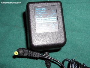 Sony AC-E454 AC Power Adapter 4.5VDC 400mA Supply