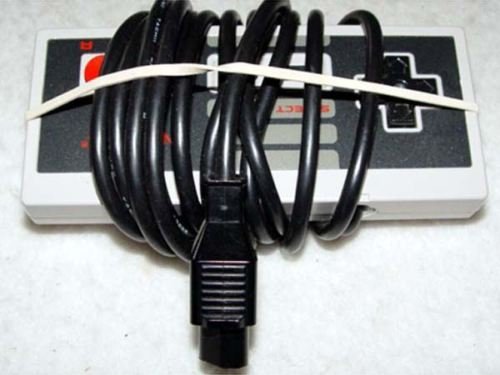 Original Nintendo NES Video Game Controller NES-004
