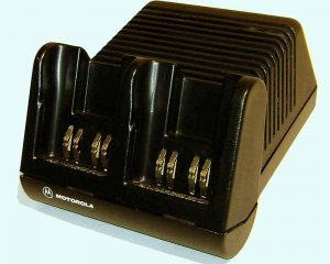 MOTOROLA Dual Rapid Charger VISAR AA16742 NTN7510C