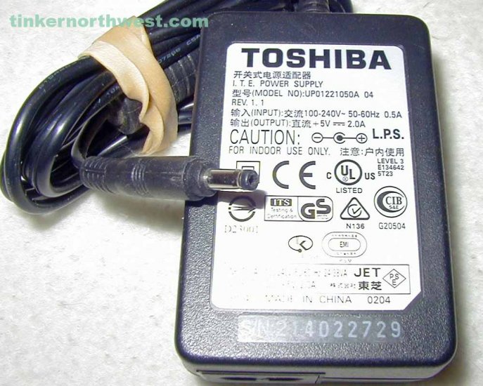 UP01221050A 04 Toshiba AC Power Adapter 5.0V 2.0A Supply