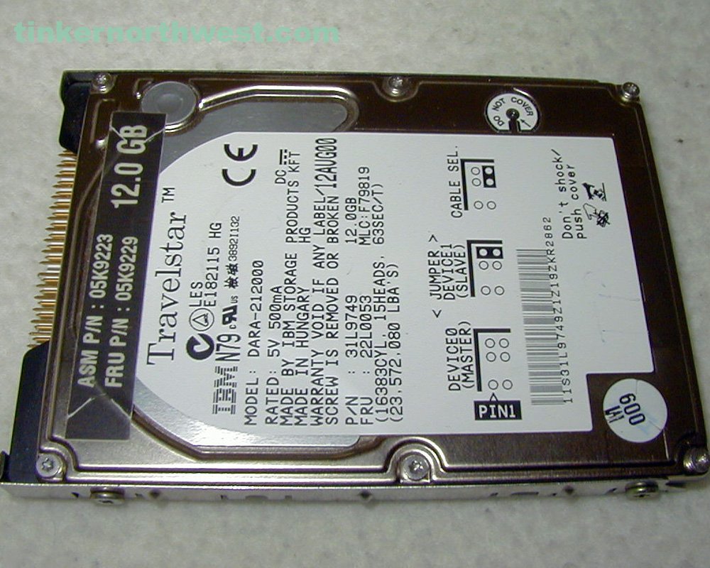IBM TRAVELSTAR 12 GB ATA-33 Hard Drive 05K9229