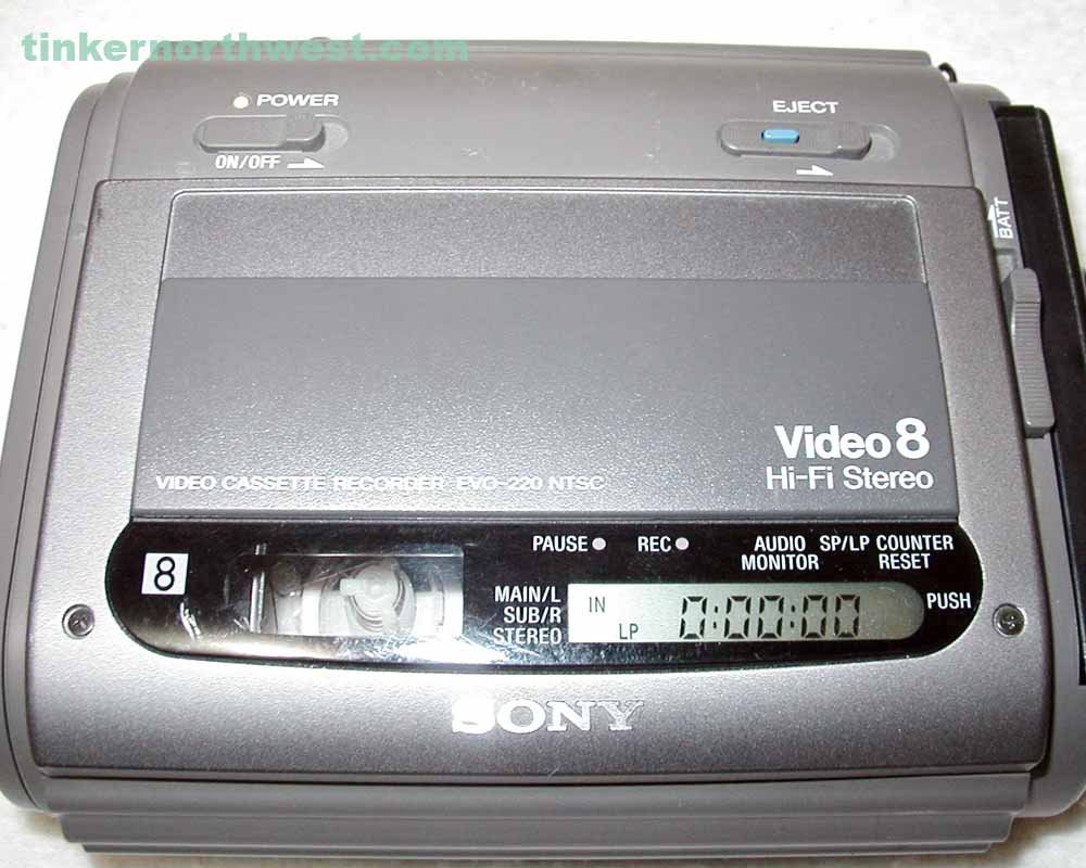 SONY EVO-220 VIDEO RECORDER 8MM HIFI STEREO