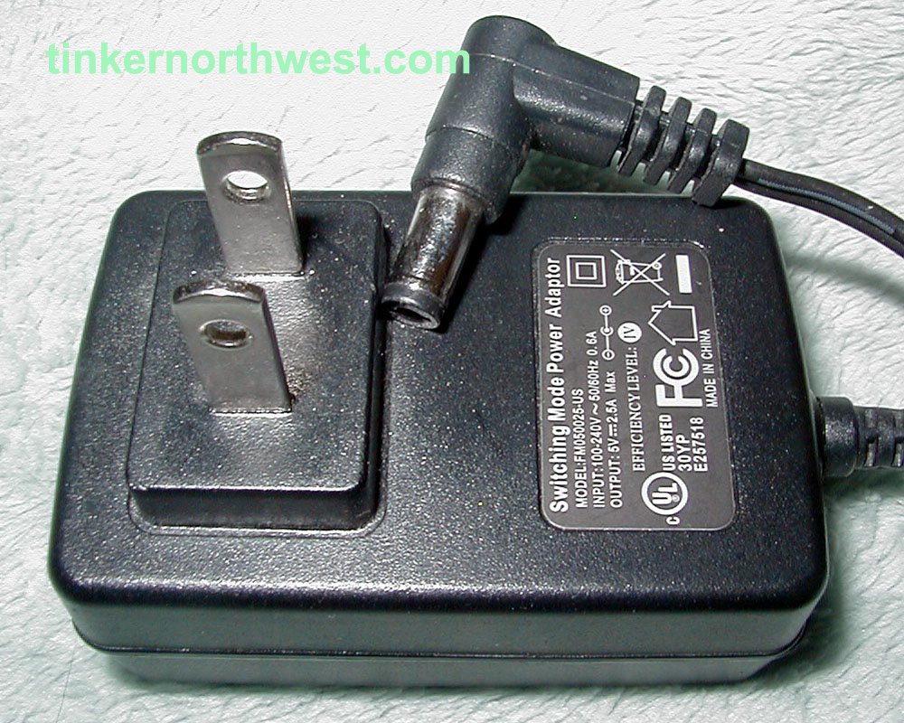 FM050025US AC Power Adapter 5VDC 2.5A Supply