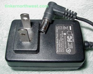 FM050025-US AC Power Adapter 5VDC 2.5A Supply