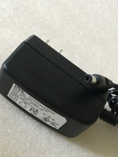DVE - DSA-12PFE-12 BUS 120100 Switching AC Power Adapter 12VDC 1A