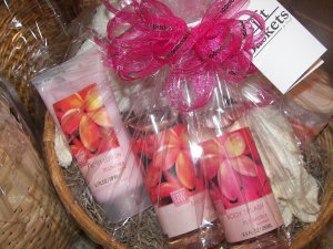 Small spa gift basket