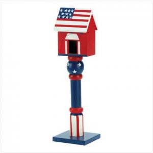 PATRIOTIC BIRDHOUSE
