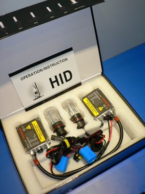 HID xenon lamp kit made by Japan electronic components ( TDK/ Panasonic ) 12 months warantee