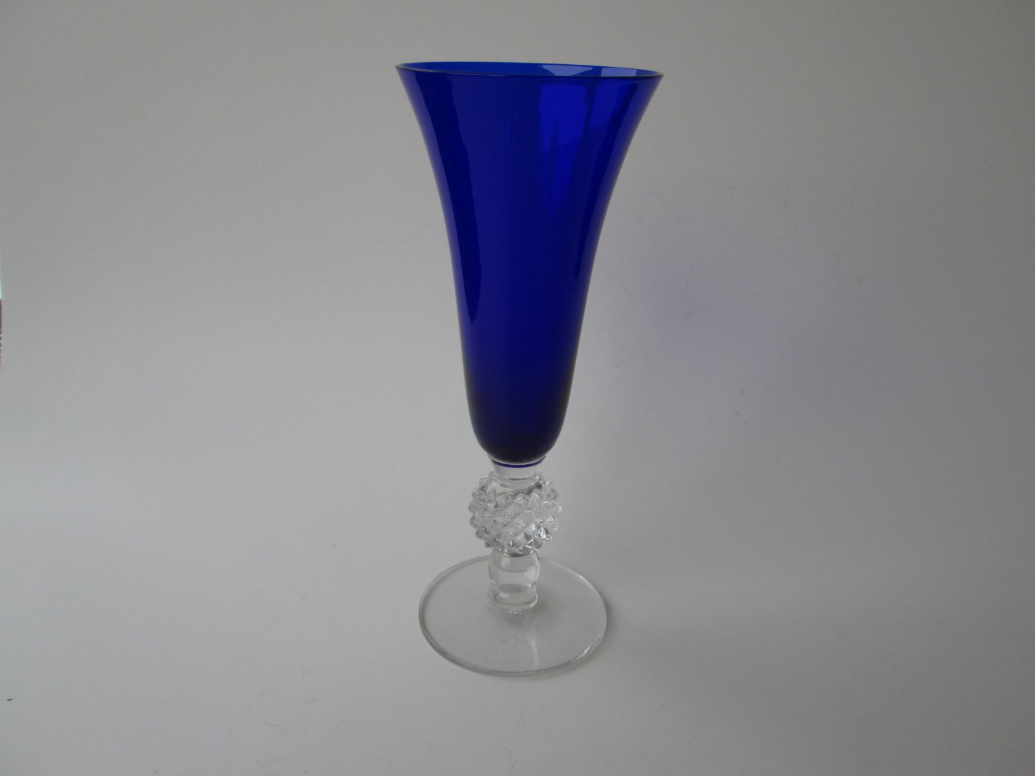 Morgantown Golf Ball Ritz Blue footed Ivy Vase 8"