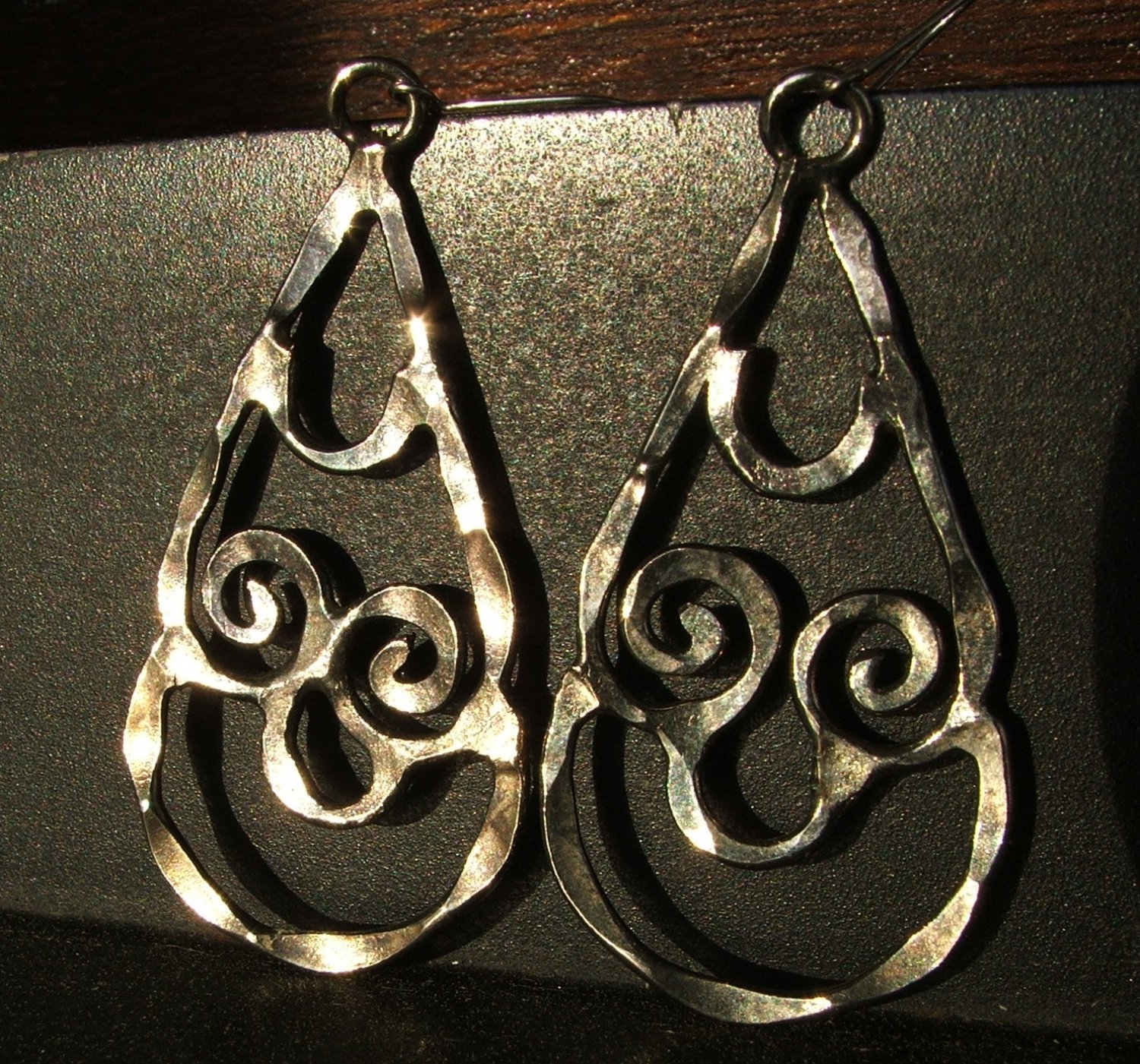 Silver Hammered Teardrop Earrings c.1969