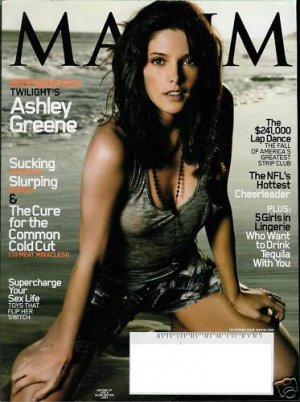 MAXIM MAGAZINE DECEMBER 2009 ASHLEY GREENE