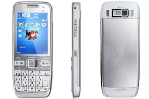 2.4" TFT 3-Band 2-Sim Standby Mobile Phone PB-E88