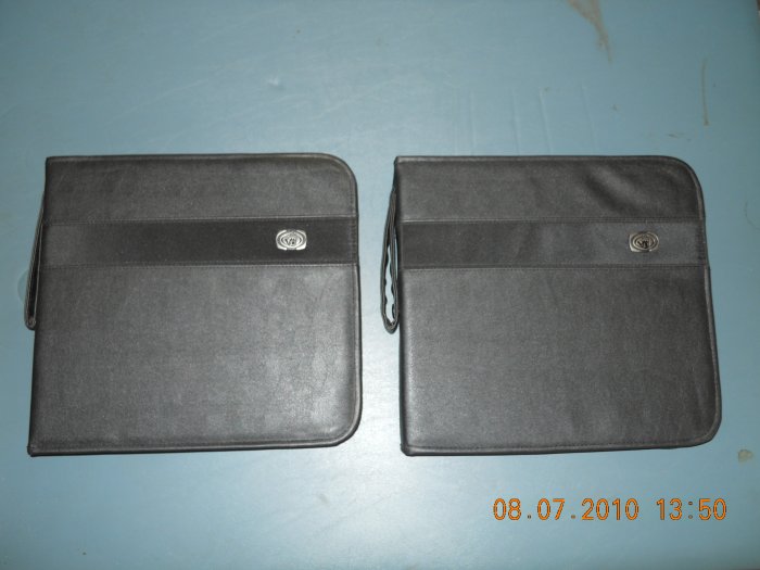 body glove CD case holder for CD/DVD discs holds 128 black