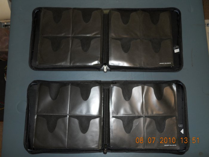 body glove CD case holder for CD/DVD discs holds 128 black