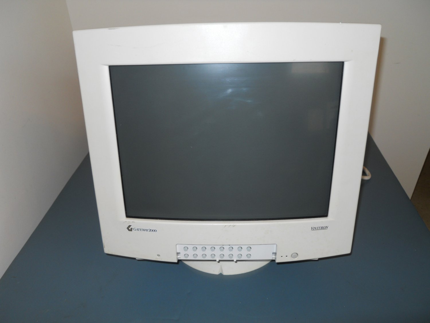 Монитор 2000 года
