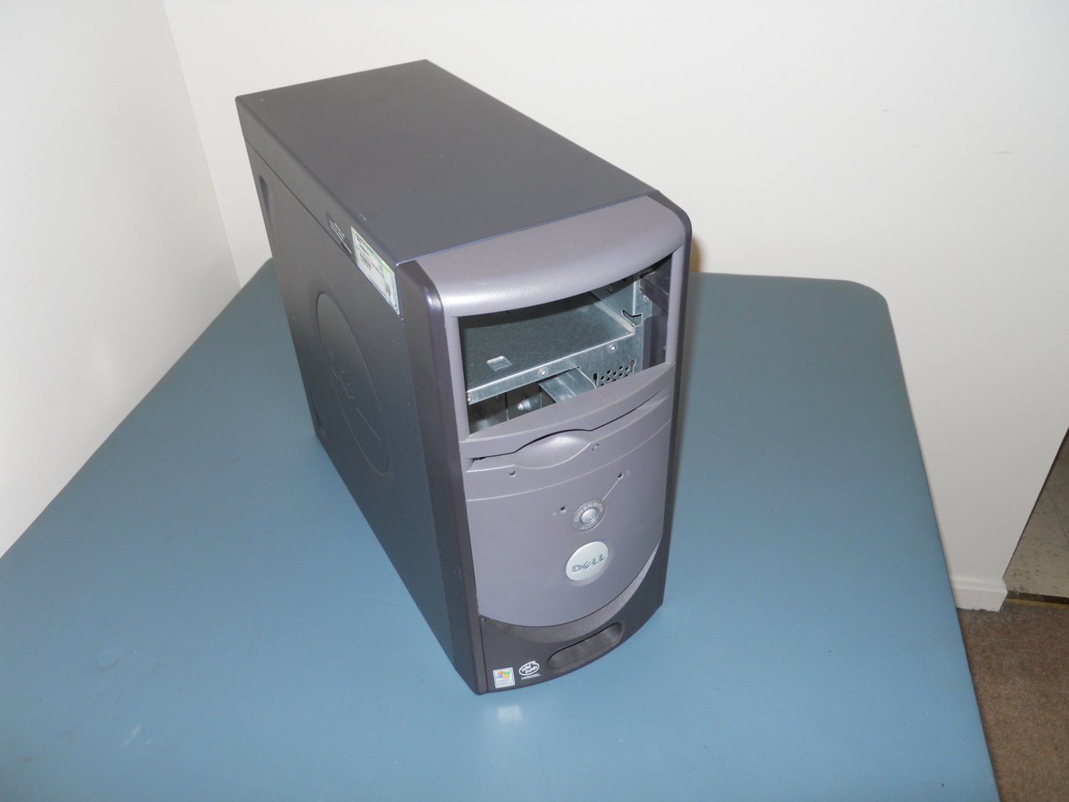 Dell Dimension 3000 midtower ATX PC Case chassis tower with XP Key