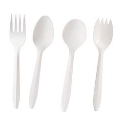1,000pcs. White Medium Weight Plastic Knives