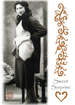 ACEO Sweet Surprise Card HennaToo Girl Vintage Nude