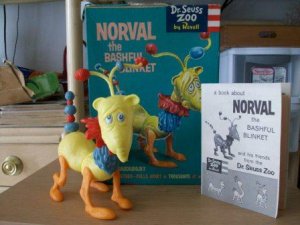 Vintage Revell Dr. Suess Zoo Norval the Bashful Blinket Mode Toy