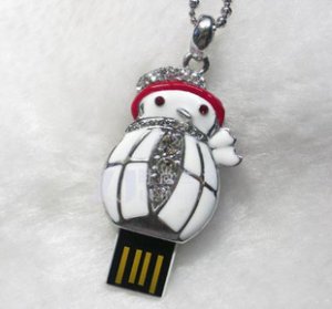 data traveler flash drive necklace 4 GB