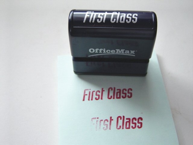 minimalist desk supplies