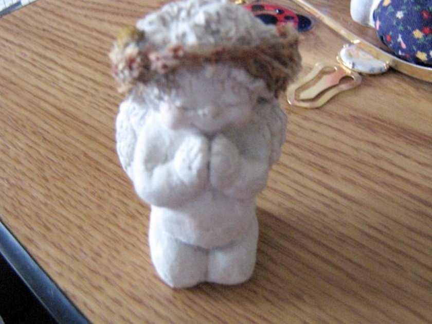 Mischievous Dreamsicles Praying Cherub Figurine Signed Kristin #301500