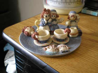 raggedy ann tea set