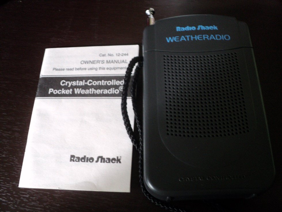 Radio Shack Crystal Controlled Pocket Weather Radio 302223