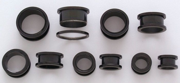 Pair 1/2" Inch Screw On Tunnels Ear Plugs Eyelets Black 12mm
