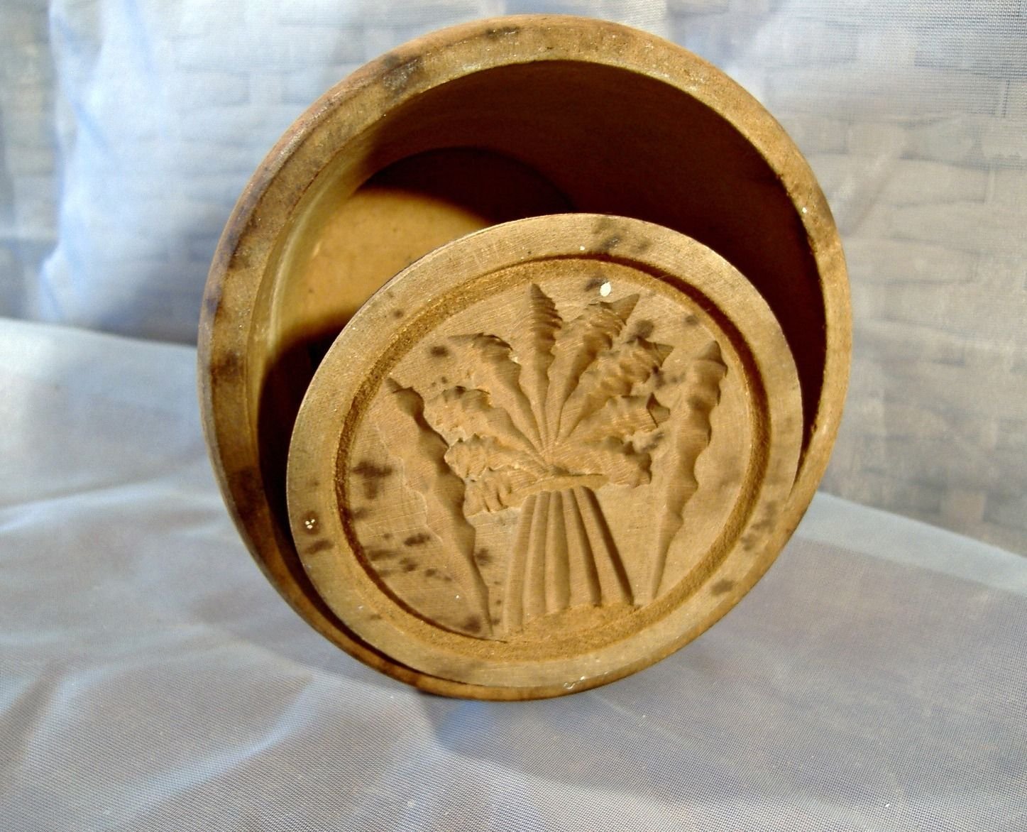Antique Primitive Butter Mold Press Carved Wood Wheat Sheaf