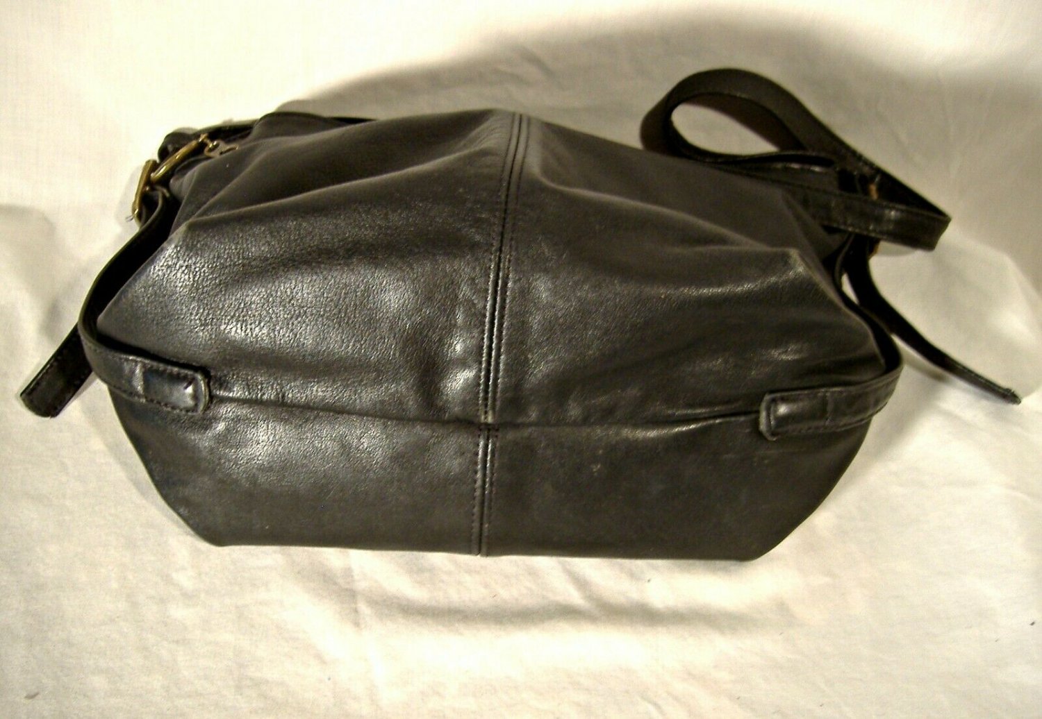 stone mountain black leather shoulder bag