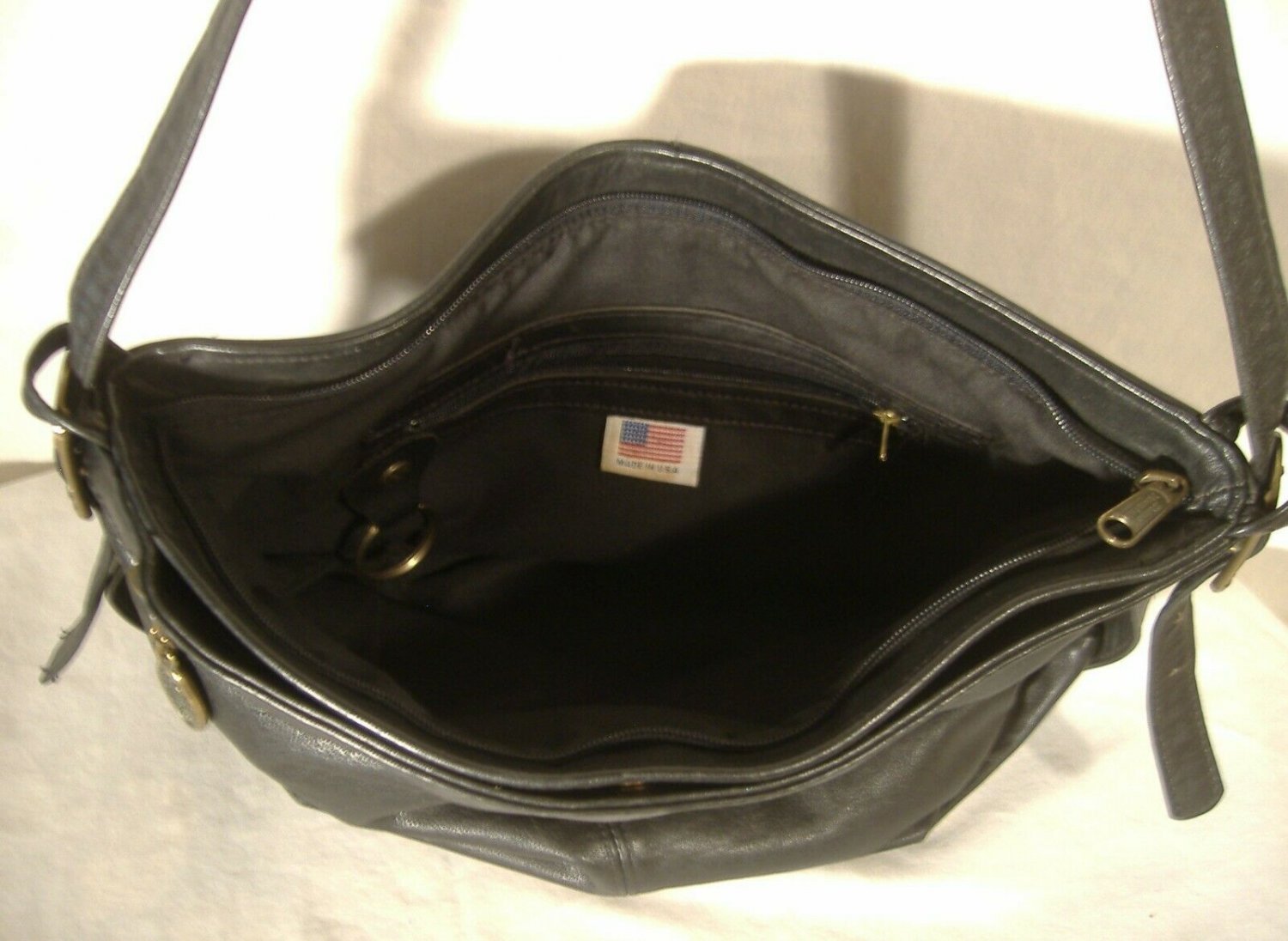 Stone Mountain Black Leather Purse Vintage Shoulder Bag