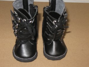 buckle boots