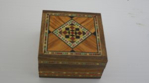 Mosaic Box MB-009