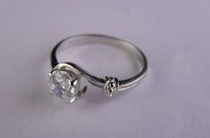 Sterling Silver Ring with Cubic Zerconia