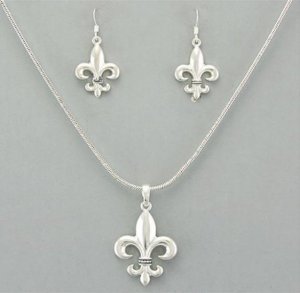 Silver Fleur de Lis Necklace Set