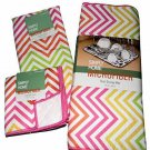 Pink Zigzag Design Kitchen Linen 4 Pc Gift Set Dry Mat, Towel & Dish Cloths NEW Pink Zigzag Design Kitchen Linen 4 Pc Gift Set Dry Mat, Towel & Dish Cloths NEW